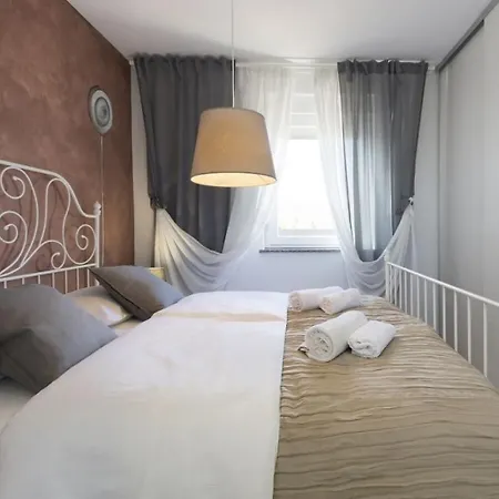 Holiday Home 5012-1 For 6 People In Krsan * Kršan